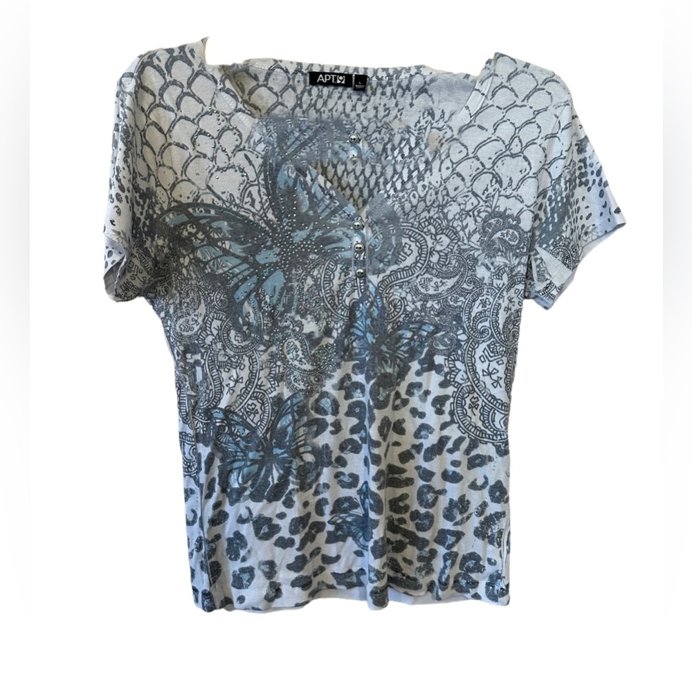Apt.9 Large Shirt